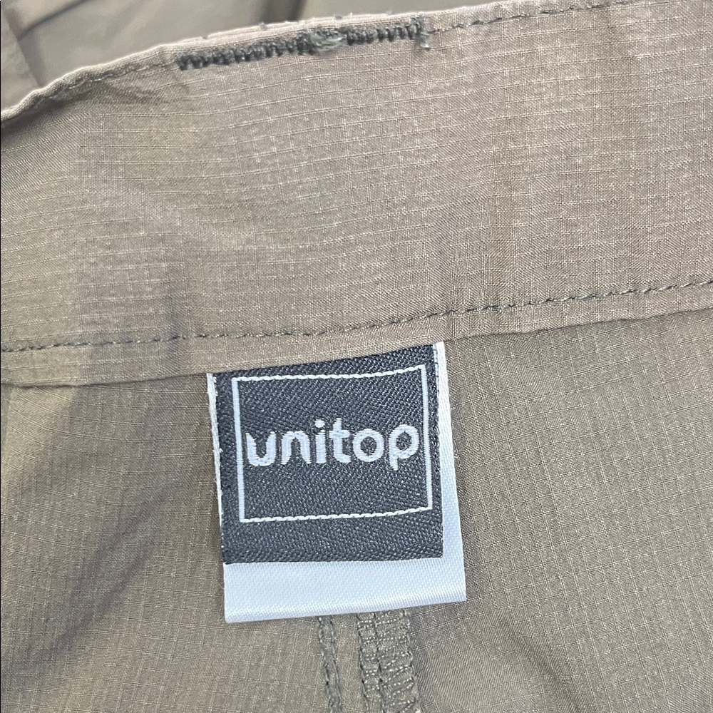 Unitop Women’s XXL Convertible Zip-Off Hiking Cargo Pants Olive Quick Dry - Picture 2 of 4